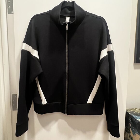 Black and White Women's Jacket - Picture 3 of 6